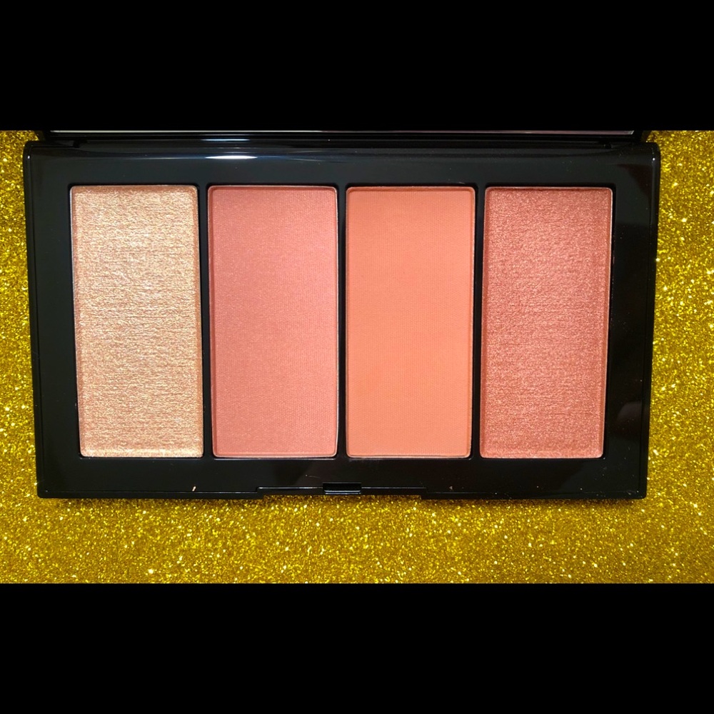 BNIB! NARS Cheek Palette in HOT FIX ☺️☺️☺️
